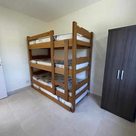Apartamento Pratico A 850 Metros Da Praia Da Martim De Sa Карагуататуба Екстериор снимка
